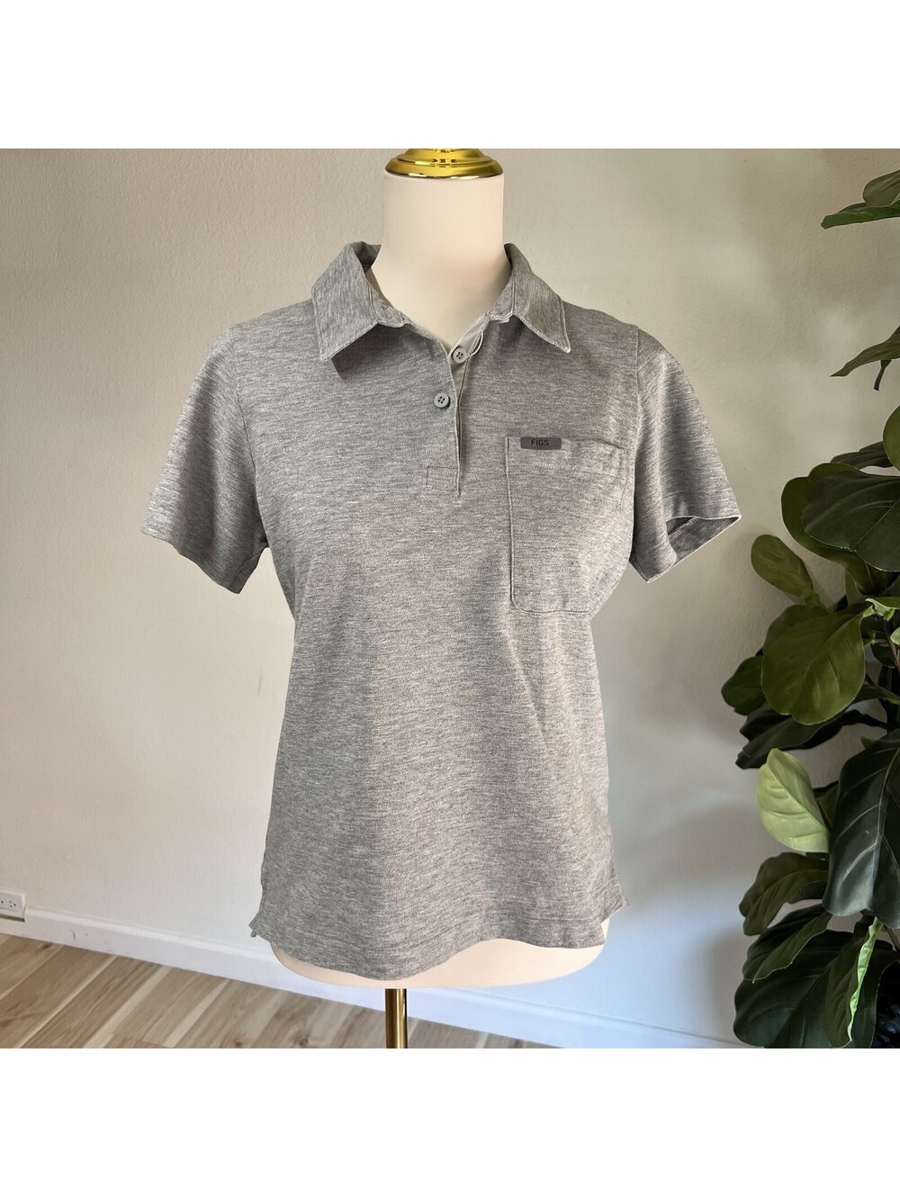 FIGS Pro Women’s Gray Size L  1 Pocket Polo # w22ww1004